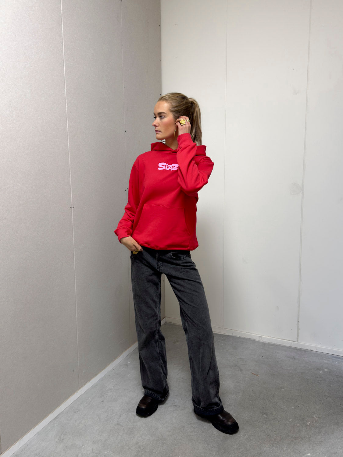 SIZZ Kapuzenpullover Rot