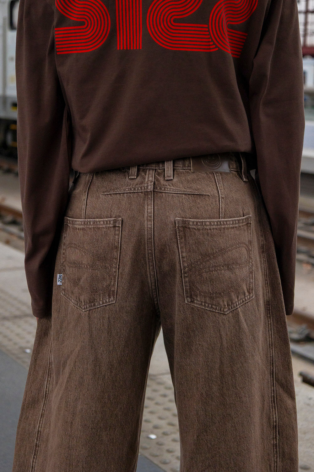 Frame Barrel Jeans Brown