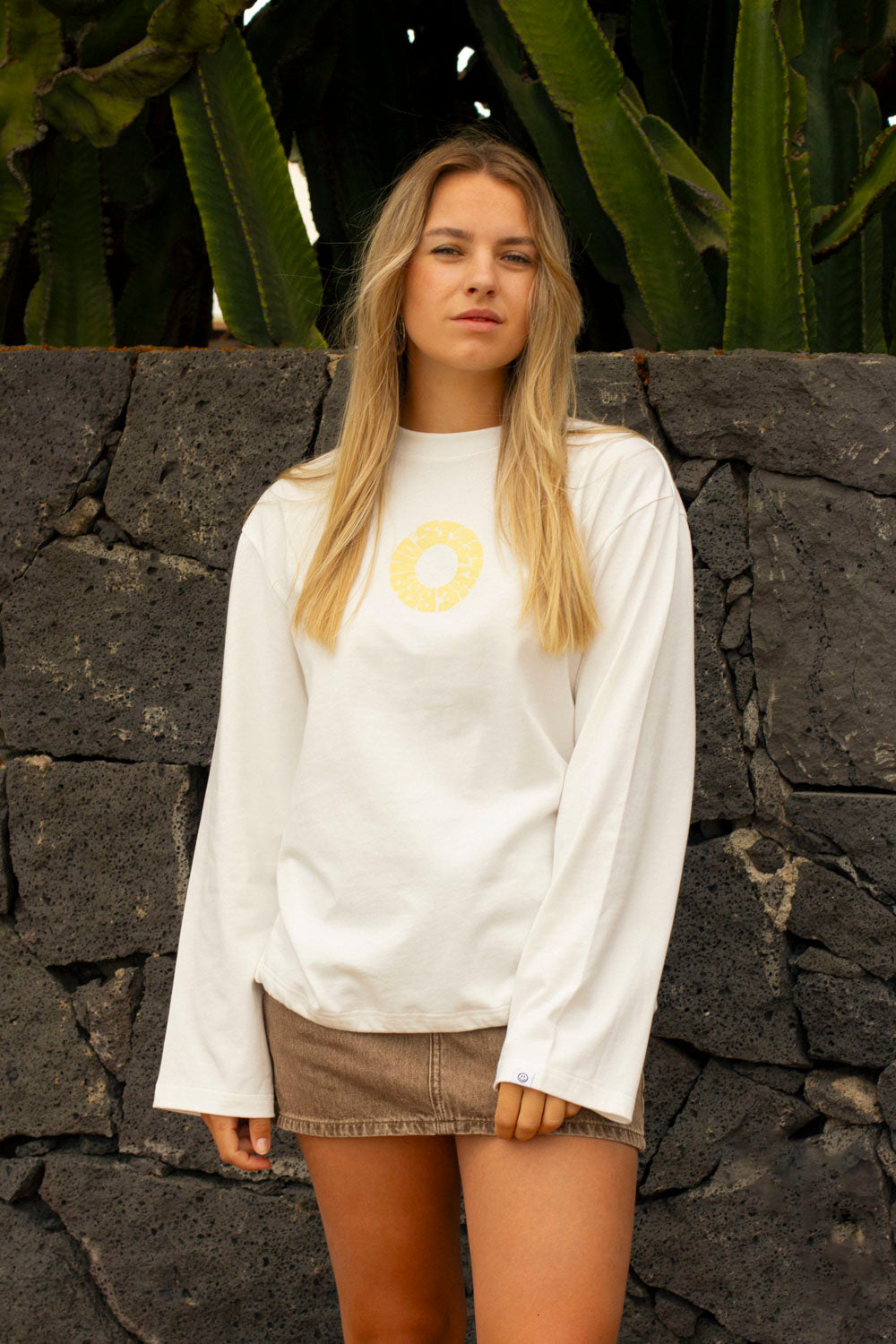 Global Longsleeve White
