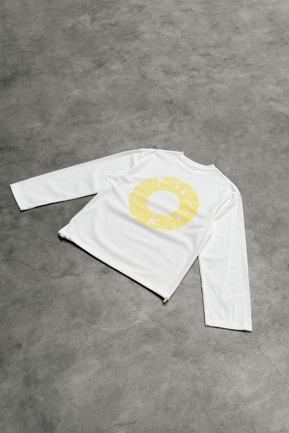 Global Longsleeve White