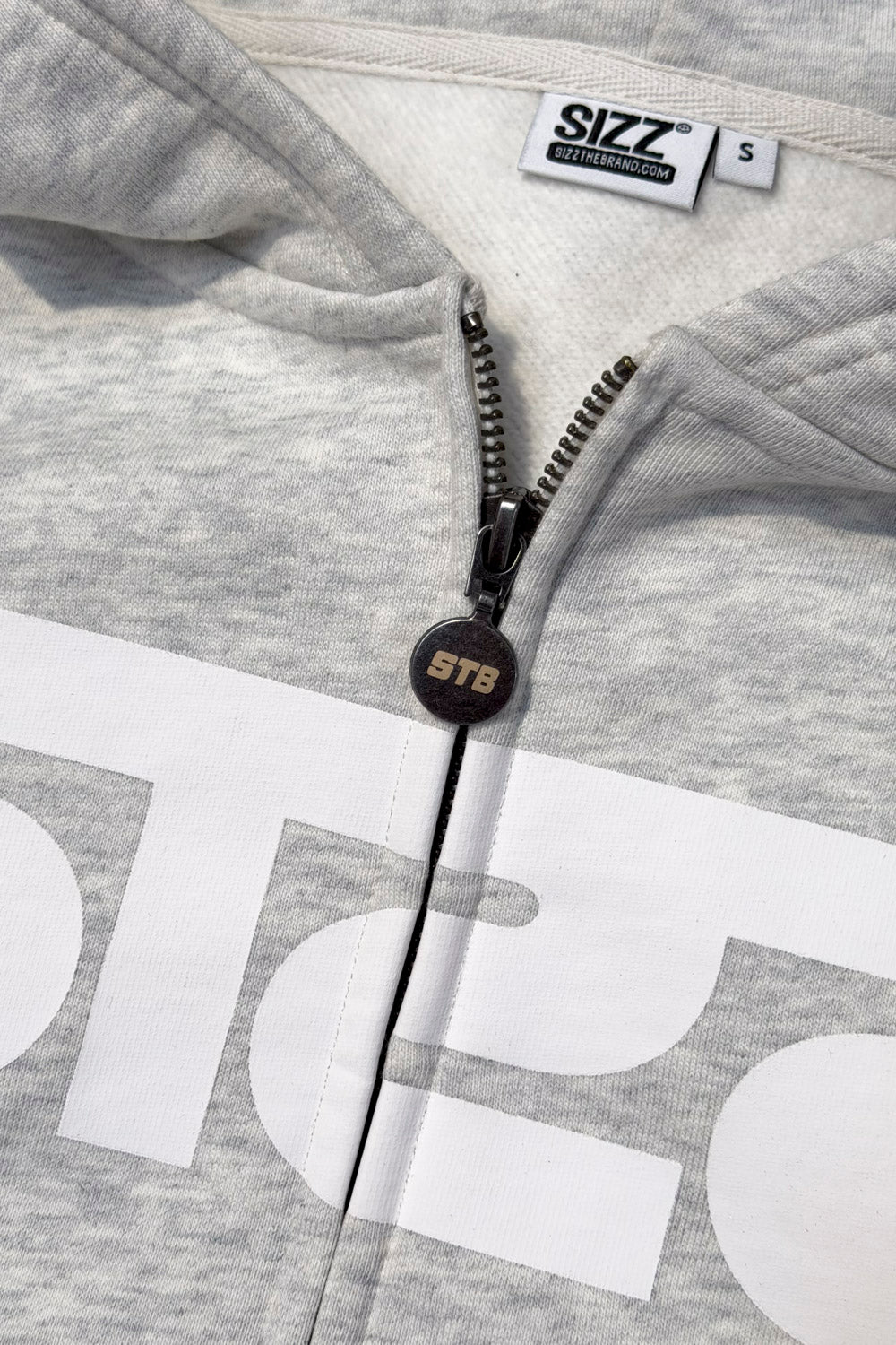 Essential Zipped Hoodie Grey
