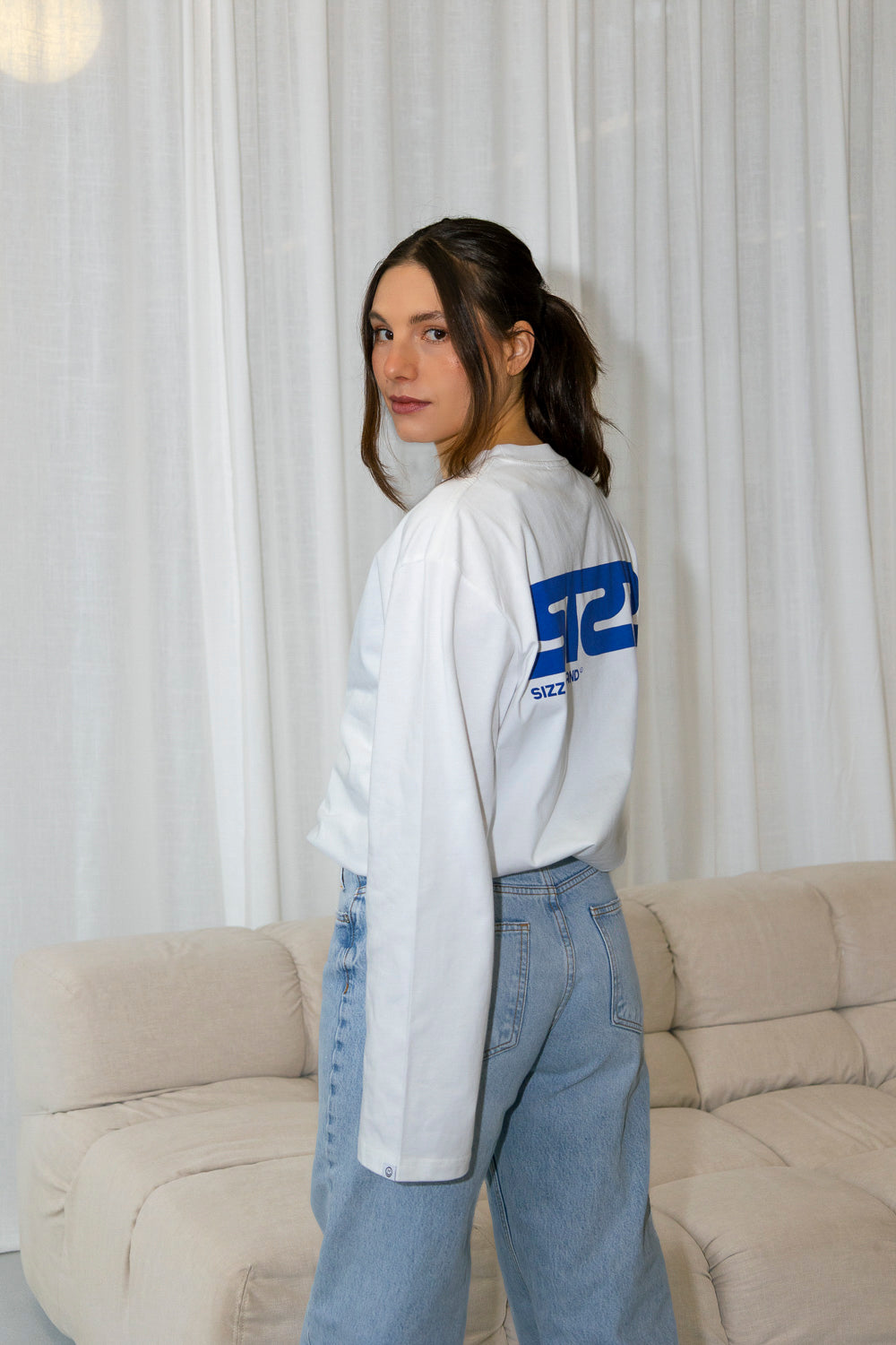 Essential Longsleeve White