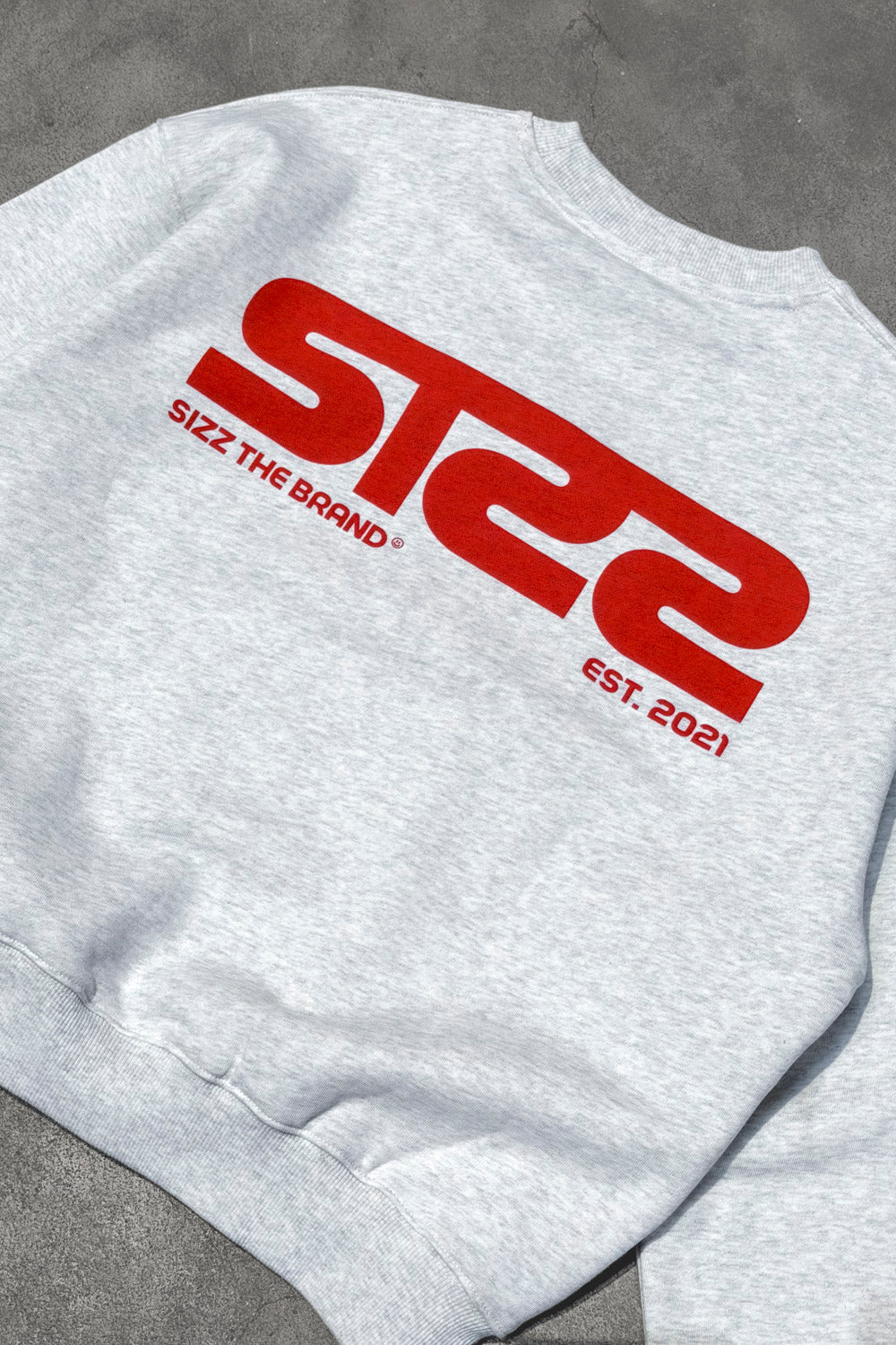 Essential Sweater Grey