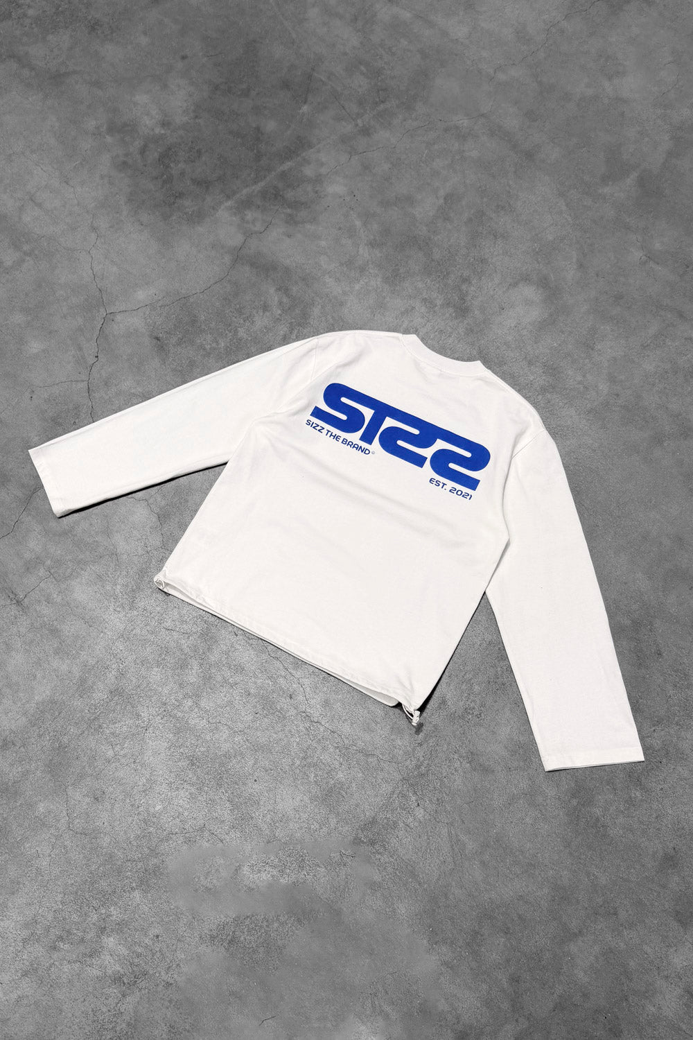 Essential Longsleeve White