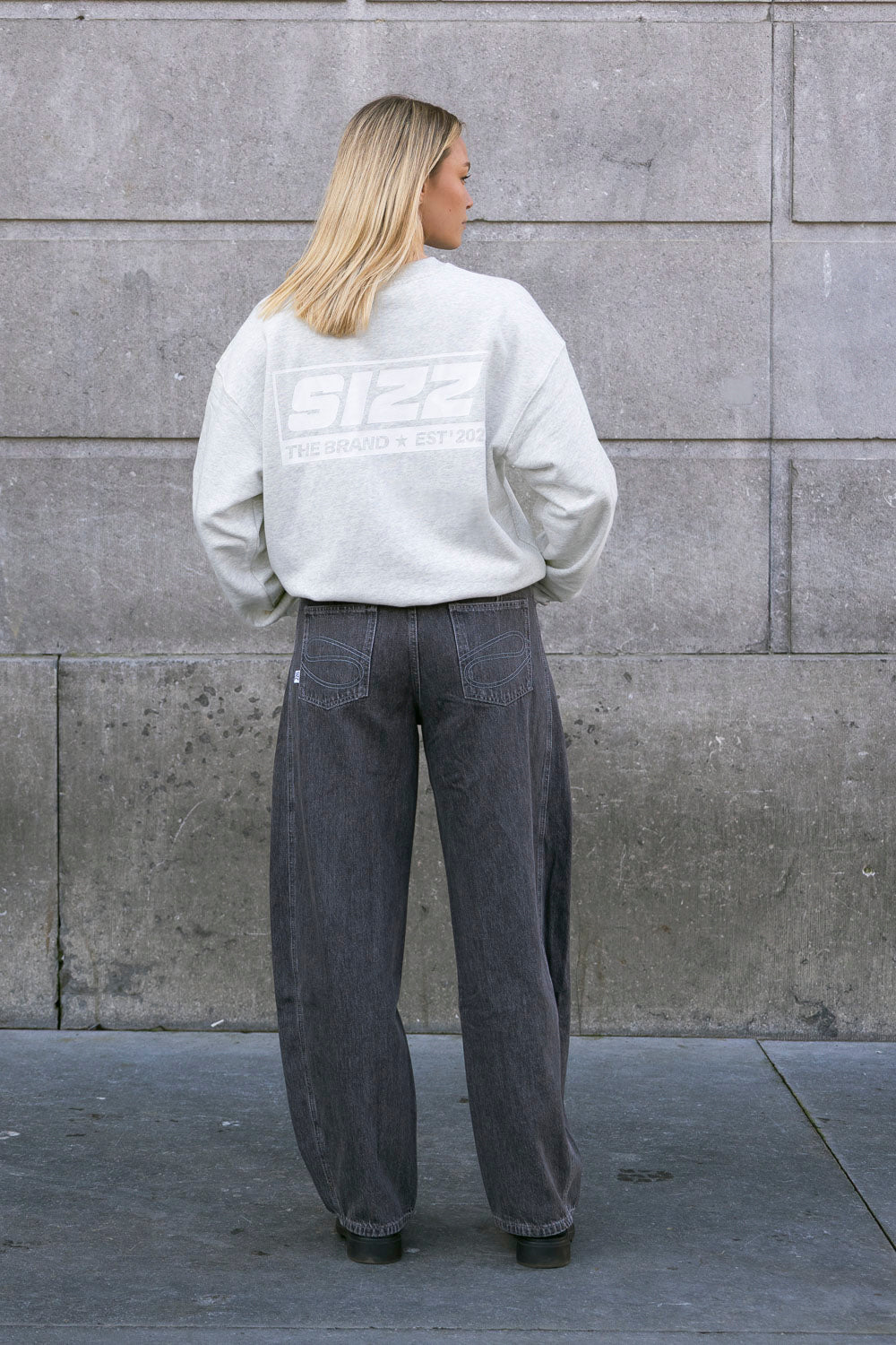 SIZZ Box Sweater Grey