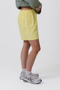 STB Short Geel