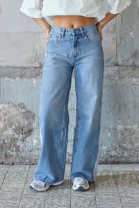 The Essential Jeans Blau