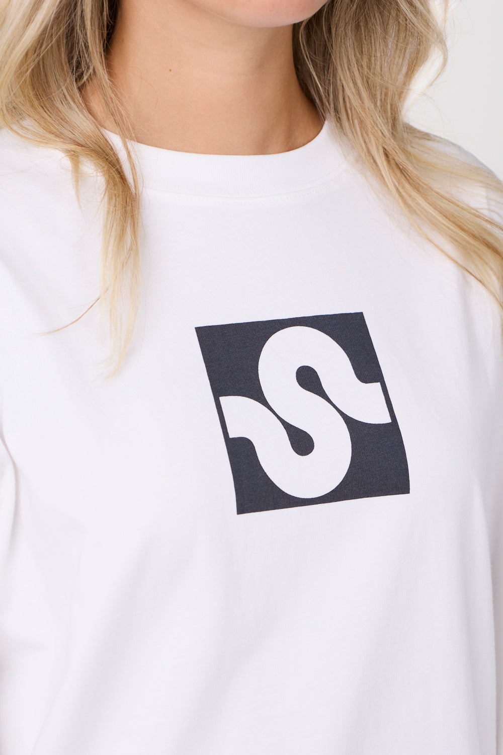 Ease Longsleeve White