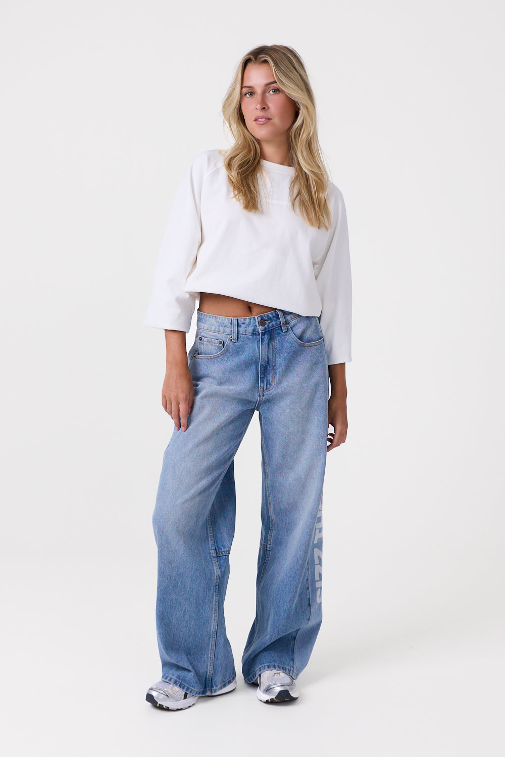 The Essential Jeans Blue
