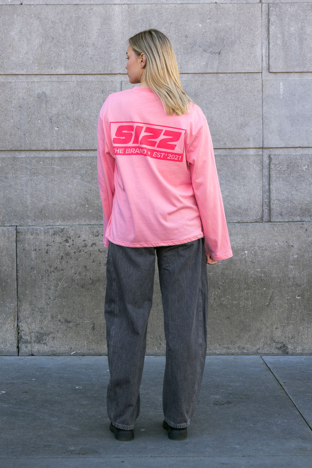 SIZZ Box Longsleeve Pink