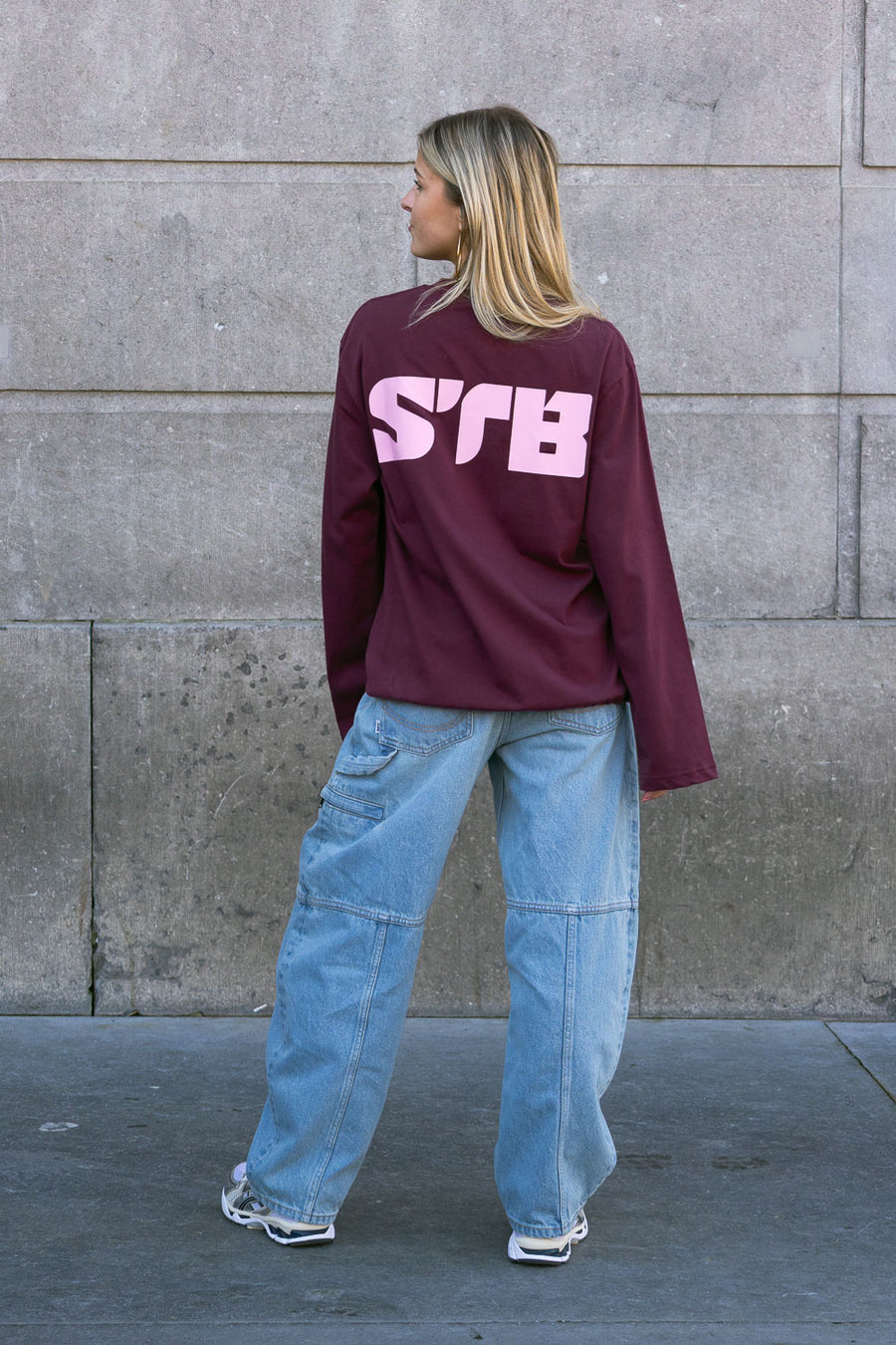 STB Shift Longsleeve Burgundy