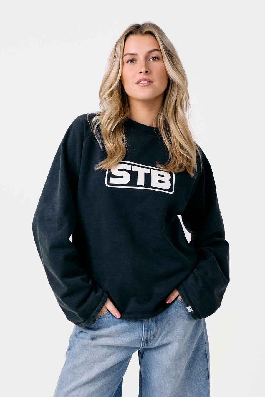 Form Sweater Blue