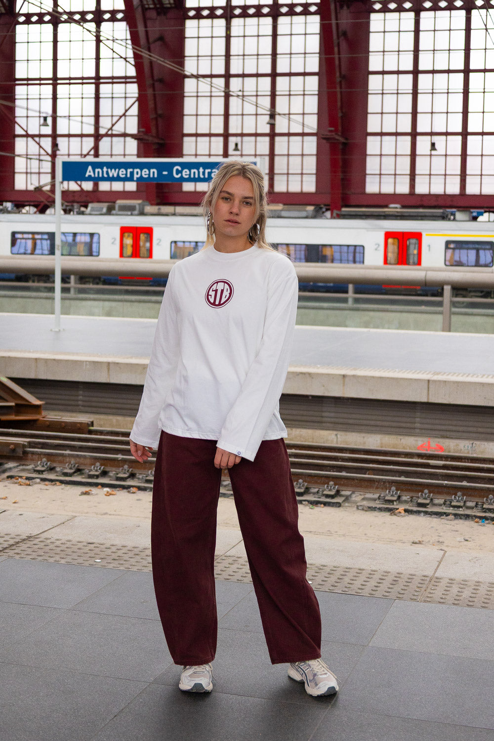 Badge Longsleeve Wit