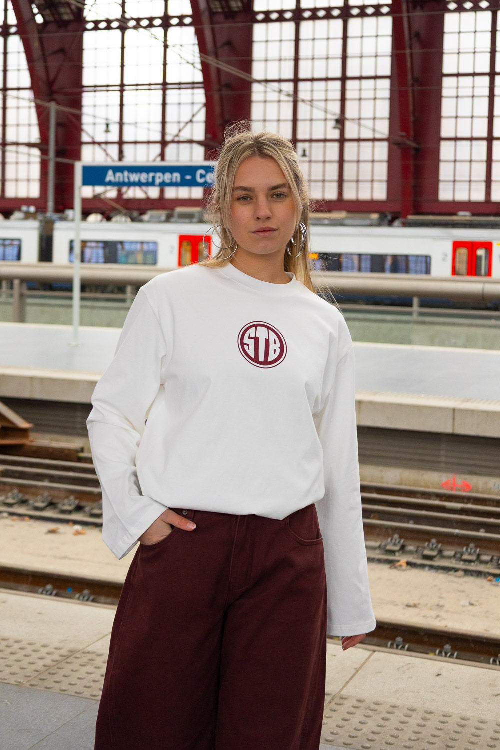 Badge Longsleeve Wit